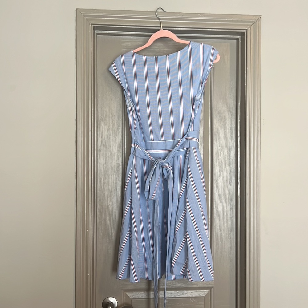 Vineyard Vines Blue & Red Dress, size 8 - Picture 2 of 2